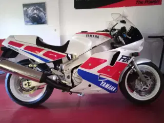 Yamaha fzr 1000