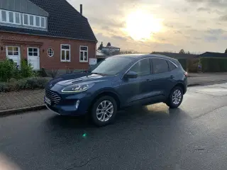 Ford Kuga 2,5 PHEV Titanium X CVT