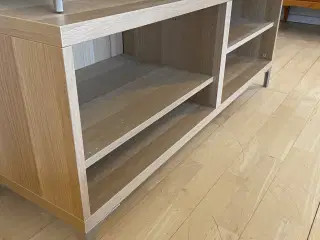 TV møbel fra IKEA
