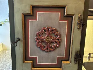 Hængeskab, Tobaksskab