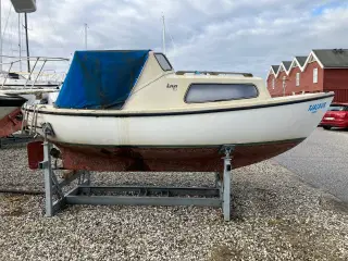 Båd LM16