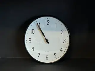 Arne Jacobsen ur 