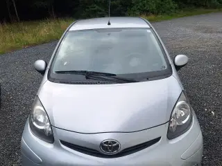 Toyota Aygo 1.0, årgang 2013