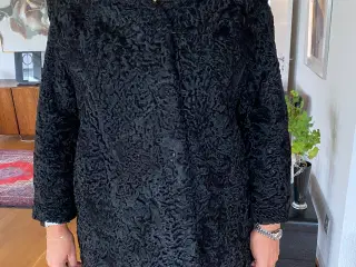 Persianer pels. Total retro denne vinter.