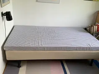 Boxmadras med ekstra madras