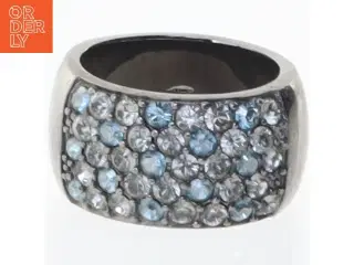 Sølvring med sten fra Dyrberg Kern (str. 55 mm)