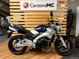 Suzuki GSR 600