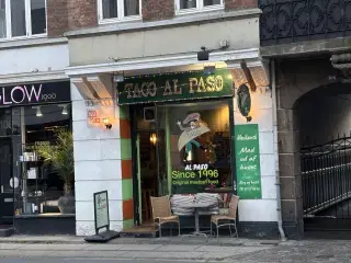 Butikslejemål med bedste beliggenhed på strandvejen i Hellerup