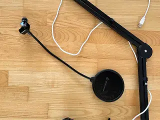 RØDE podcaster mikrofon