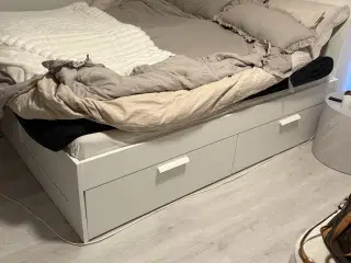 BRIMNES Sengestel m. opbevaring, hvid, 180x200 cm