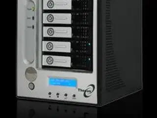 Nas Server Thecus i5500