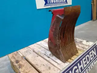 Hesston 4700 Ollerup Knivholder 63103400