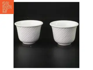 Porcelænskåle 2 stk (str. 2 stk Ø 8,5 cm længde 6,5 cm)