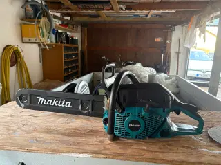 Makita motorsav som ny