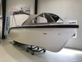 NY SILVERYACHT MED 50HK OG UDSTYR