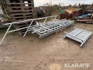 Trappe, repos og gelænder