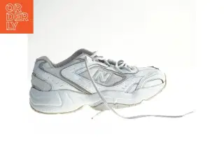 New Balance 452 ‘White Light Cliff Grey’ (str. 38 )