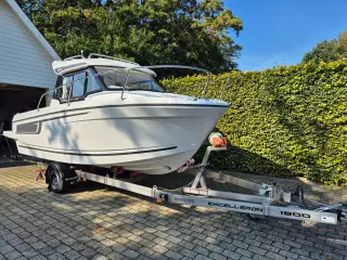 Jeanneau merry fisher 605 s2