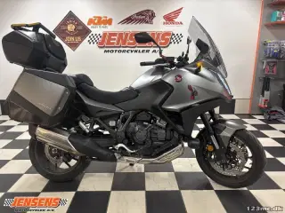 Honda NT 1100 D