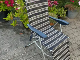 Blå stribet liggestol