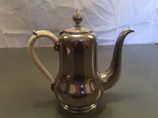 Kaffekande i tin