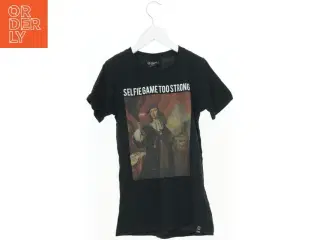 T-Shirt fra DWG (str. 140 cm)