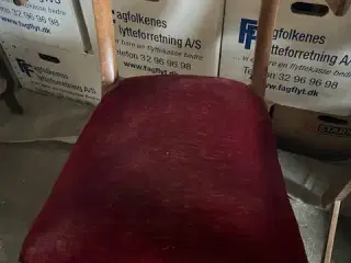 Gammel polstret stol