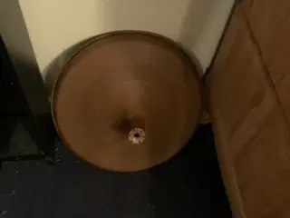 Fin lampe til loft i Bronze