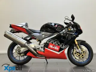 Aprilia RSV 1000 R