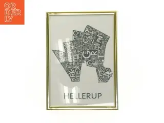 Indrammet plakat med typografi. HELLERUP (str. 23 x 17 cm)