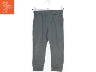 Grå børne sweatpants fra Uniqlo (str. 110)