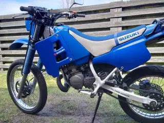 SUZUKI TS 125 R