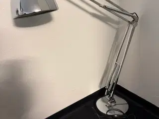 Skrivebordslampe