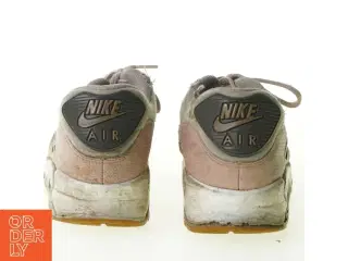 Sko fra Nike (str. 39)