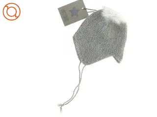 Babyhut fra Huttelihut (str. 40 cm)