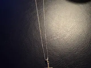 Lund 14 kt guld halskæde m/kors