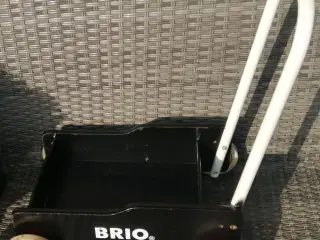 BRIO GÅVOGN I FLOT STAND