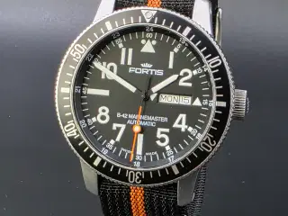 Fortis B-42 Marinemaster day-date