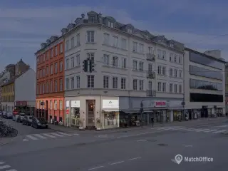 Flot og meget synligt detaillejemål på Østerbro