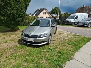 Nysynet Skoda Fabia med lavt km