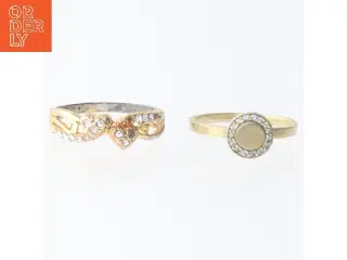 Ringe med smykkesten (str. 56 mm)
