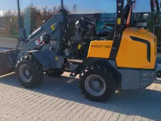 Giant 452 HD