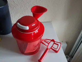 Tupperware SuperSonic chopper stor