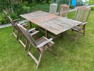 Havebord med 6 stolene