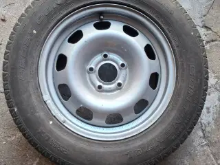 1 stk dæk med fælg