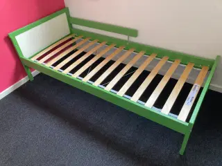 Flot Junior seng 