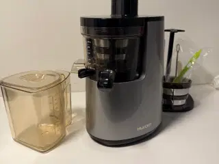 Hurom slow juicer 