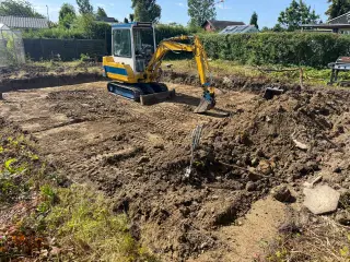 Mini graver 2,5t Komatsu 