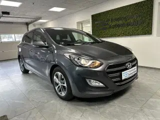 Hyundai i30 Cw 1,6 CRDi EM Edition ISG 110HK Stc 6g