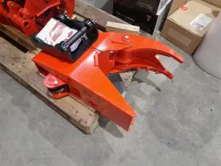 - - - TRÆ KLIPPER